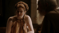 extant_GameOfThrones_1x10-FireAndBlood_3745