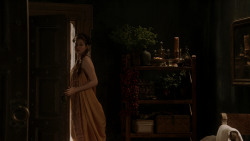 extant_GameOfThrones_1x10-FireAndBlood_3810