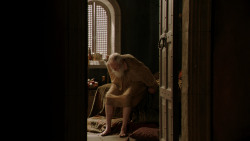 extant_GameOfThrones_1x10-FireAndBlood_3824