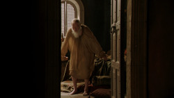 extant_GameOfThrones_1x10-FireAndBlood_3825