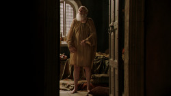 extant_GameOfThrones_1x10-FireAndBlood_3834