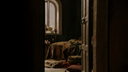 extant_GameOfThrones_1x10-FireAndBlood_3853