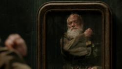 extant_GameOfThrones_1x10-FireAndBlood_3855