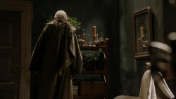 extant_GameOfThrones_1x10-FireAndBlood_3871