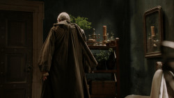 extant_GameOfThrones_1x10-FireAndBlood_3872