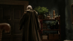 extant_GameOfThrones_1x10-FireAndBlood_3873