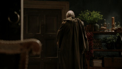 extant_GameOfThrones_1x10-FireAndBlood_3875