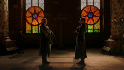 extant_GameOfThrones_1x10-FireAndBlood_4083