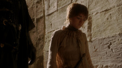 extant_GameOfThrones_1x10-FireAndBlood_4127