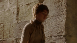 extant_GameOfThrones_1x10-FireAndBlood_4136