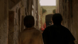 extant_GameOfThrones_1x10-FireAndBlood_4139