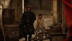 extant_GameOfThrones_1x10-FireAndBlood_4154