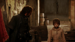 extant_GameOfThrones_1x10-FireAndBlood_4166