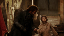 extant_GameOfThrones_1x10-FireAndBlood_4168
