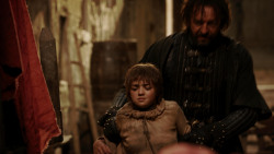 extant_GameOfThrones_1x10-FireAndBlood_4172