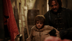 extant_GameOfThrones_1x10-FireAndBlood_4173