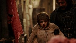 extant_GameOfThrones_1x10-FireAndBlood_4174