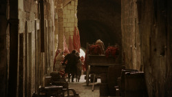 extant_GameOfThrones_1x10-FireAndBlood_4175