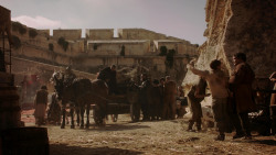 extant_GameOfThrones_1x10-FireAndBlood_4206