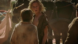 extant_GameOfThrones_1x10-FireAndBlood_4215