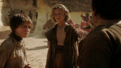 extant_GameOfThrones_1x10-FireAndBlood_4230