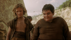 extant_GameOfThrones_1x10-FireAndBlood_4269