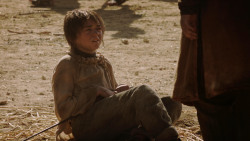extant_GameOfThrones_1x10-FireAndBlood_4270