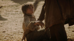 extant_GameOfThrones_1x10-FireAndBlood_4275