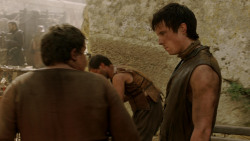 extant_GameOfThrones_1x10-FireAndBlood_4305