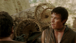 extant_GameOfThrones_1x10-FireAndBlood_4313