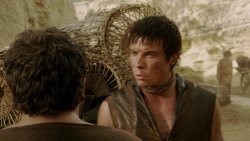 extant_GameOfThrones_1x10-FireAndBlood_4314
