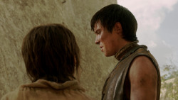 extant_GameOfThrones_1x10-FireAndBlood_4370