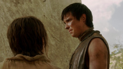 extant_GameOfThrones_1x10-FireAndBlood_4372