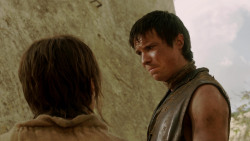 extant_GameOfThrones_1x10-FireAndBlood_4378