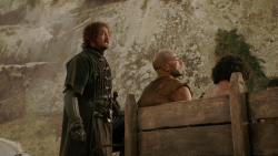 extant_GameOfThrones_1x10-FireAndBlood_4390