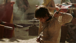 extant_GameOfThrones_1x10-FireAndBlood_4407