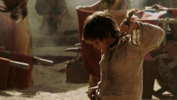 extant_GameOfThrones_1x10-FireAndBlood_4409