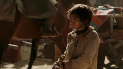 extant_GameOfThrones_1x10-FireAndBlood_4411