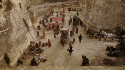 extant_GameOfThrones_1x10-FireAndBlood_4419