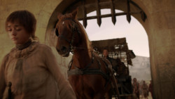 extant_GameOfThrones_1x10-FireAndBlood_4443