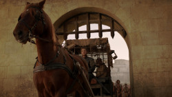extant_GameOfThrones_1x10-FireAndBlood_4446