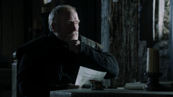 extant_GameOfThrones_1x10-FireAndBlood_4451