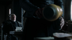 extant_GameOfThrones_1x10-FireAndBlood_4480