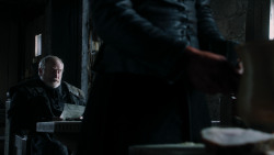extant_GameOfThrones_1x10-FireAndBlood_4482
