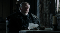 extant_GameOfThrones_1x10-FireAndBlood_4517