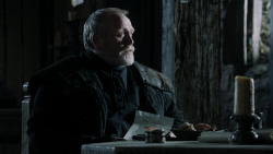 extant_GameOfThrones_1x10-FireAndBlood_4542