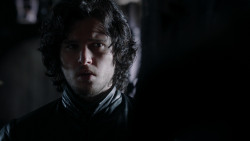 extant_GameOfThrones_1x10-FireAndBlood_4617