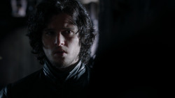 extant_GameOfThrones_1x10-FireAndBlood_4618