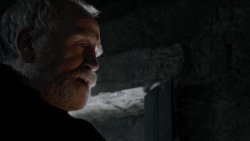 extant_GameOfThrones_1x10-FireAndBlood_4661