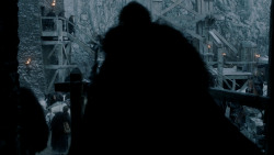 extant_GameOfThrones_1x10-FireAndBlood_4677
